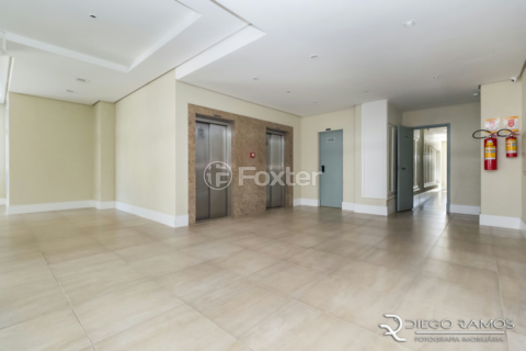 Image 37 - 998760
