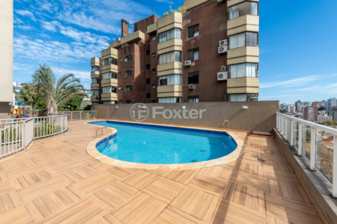 Image 39 - 998760