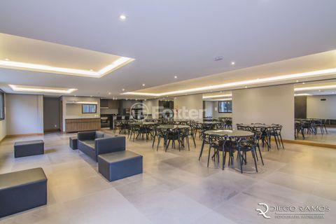 Image 45 - 1022931