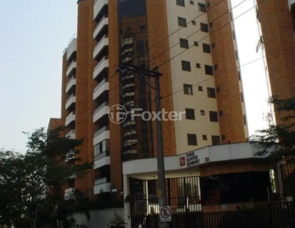 Image 46 - 1032904
