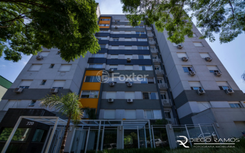 Image 32 - 931477