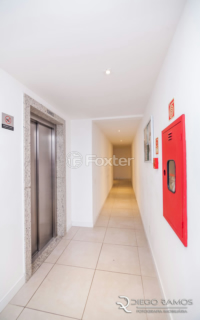 Image 33 - 931477