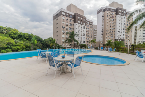 Image 8 - 1004409