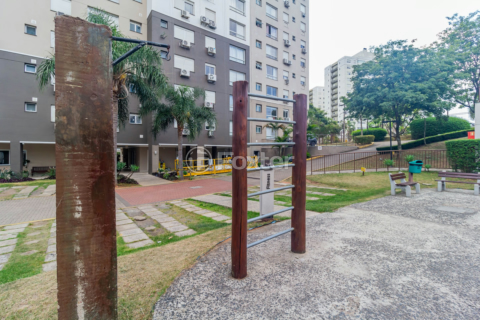 Image 49 - 1004409
