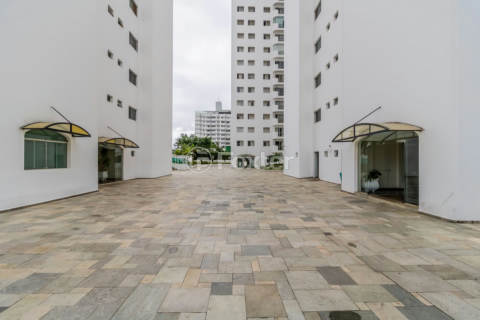Image 52 - 324864