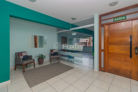 Image 32 - 834256