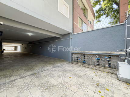 Image 30 - 389646