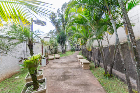 Image 70 - 888649