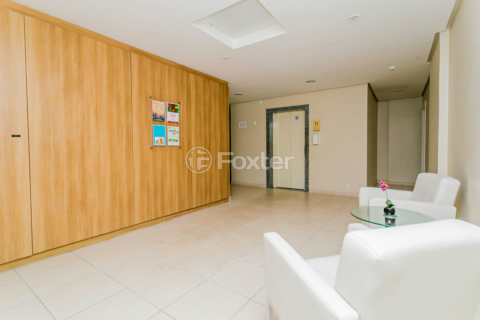 Image 35 - 1012537