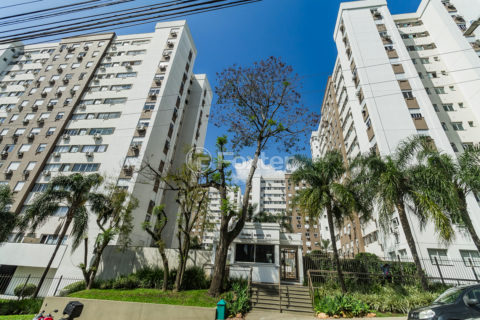 Image 24 - 1012537