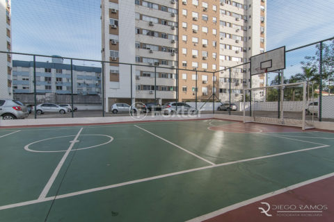 Image 84 - 1012537