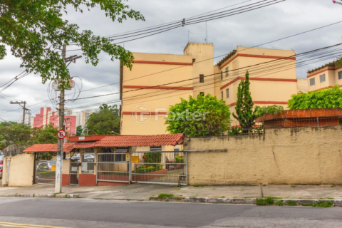 Image 28 - 818796