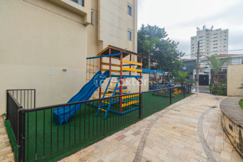 Image 27 - 1002220
