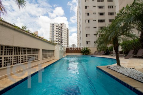 Image 70 - 1029940