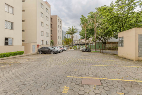 Image 29 - 979372