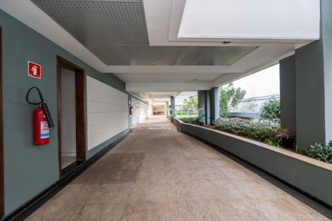 Image 21 - 864720