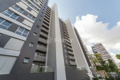 Image 46 - 1014900