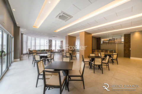 Image 33 - 1014900