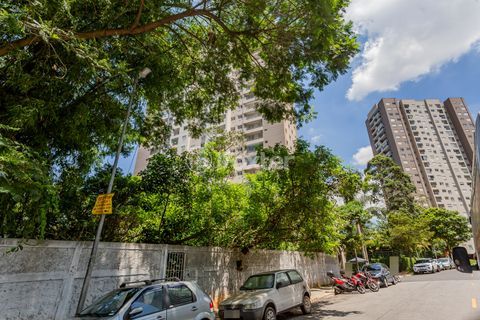 Image 18 - 323544