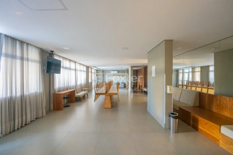 Image 26 - 1015485
