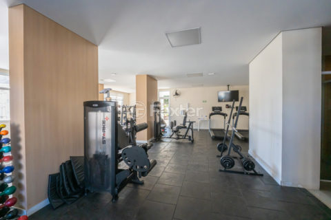 Image 32 - 1015485