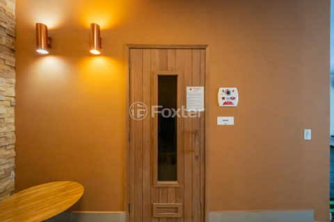 Image 34 - 1015485