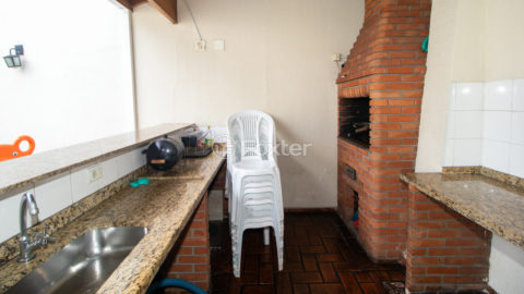 Image 40 - 1035115