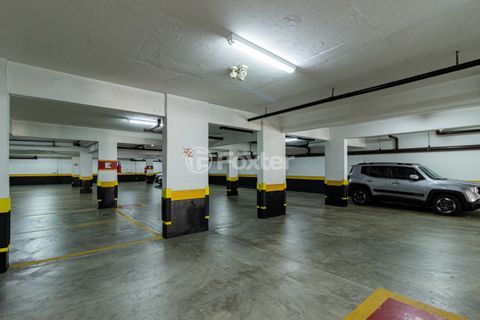 Image 40 - 313846