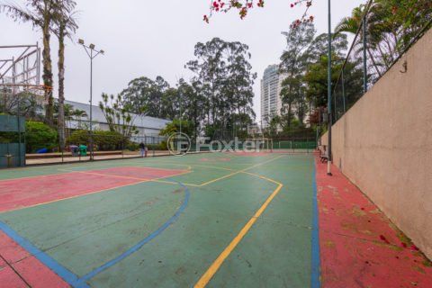 Image 25 - 1025608