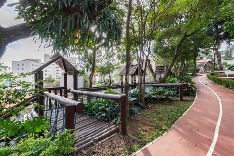 Image 120 - 321118