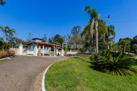 Image 82 - 1003302