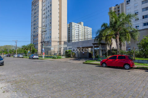 Image 46 - 1000798