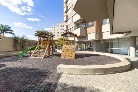 Image 72 - 950008