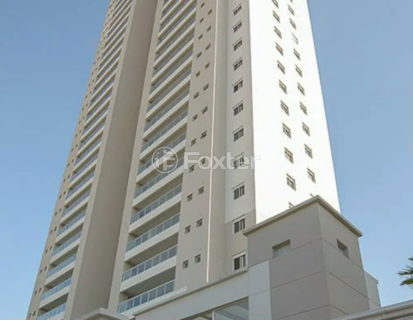 Image 30 - 327179