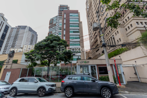 Image 8 - 927029