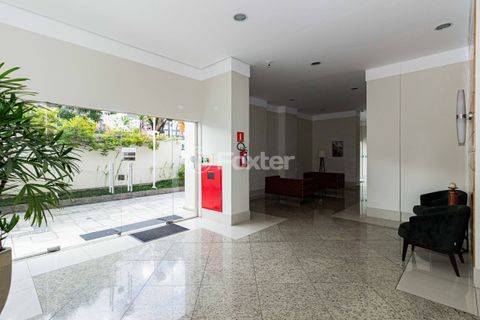 Image 53 - 933690