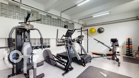 Image 59 - 333400