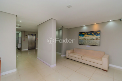 Image 37 - 887961