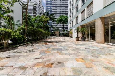 Image 37 - 1014002