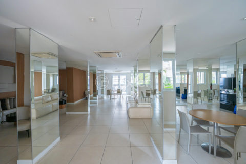 Image 23 - 320516