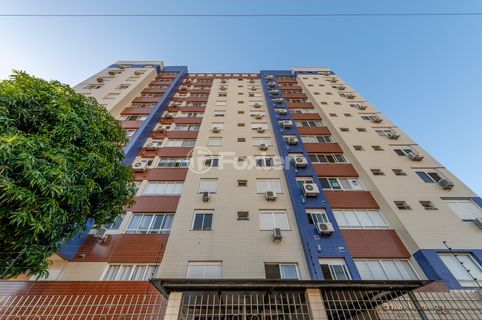 Image 33 - 983908