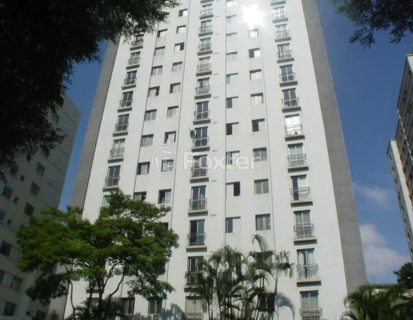 Image 32 - 811052