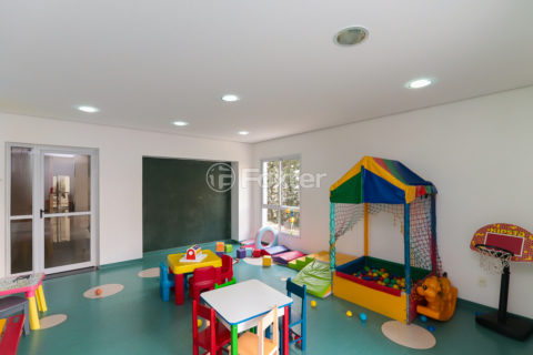 Image 34 - 1019582