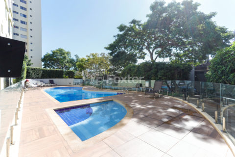 Image 31 - 1009865