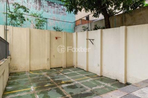 Image 35 - 1038482