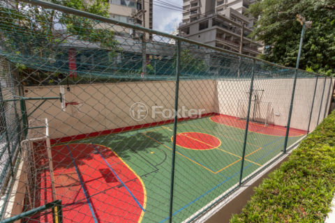 Image 33 - 1011339