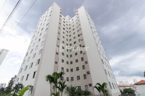 Image 10 - 973902