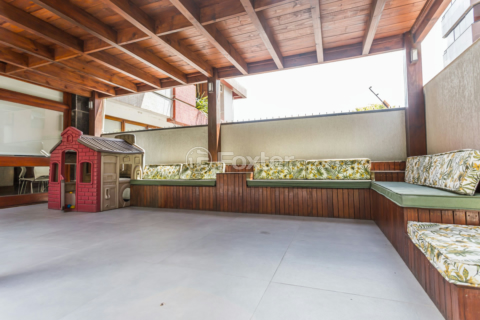 Image 33 - 991331