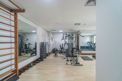 Image 31 - 981738