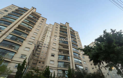 Image 34 - 1037707